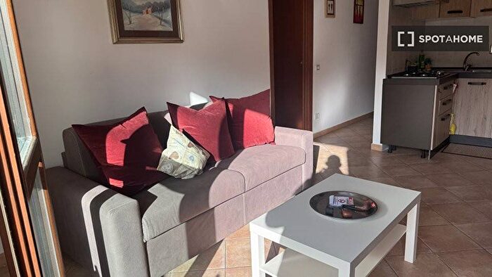Appartamento in affitto in Viale Luigi Moretti, Pisana Bravetta, Roma