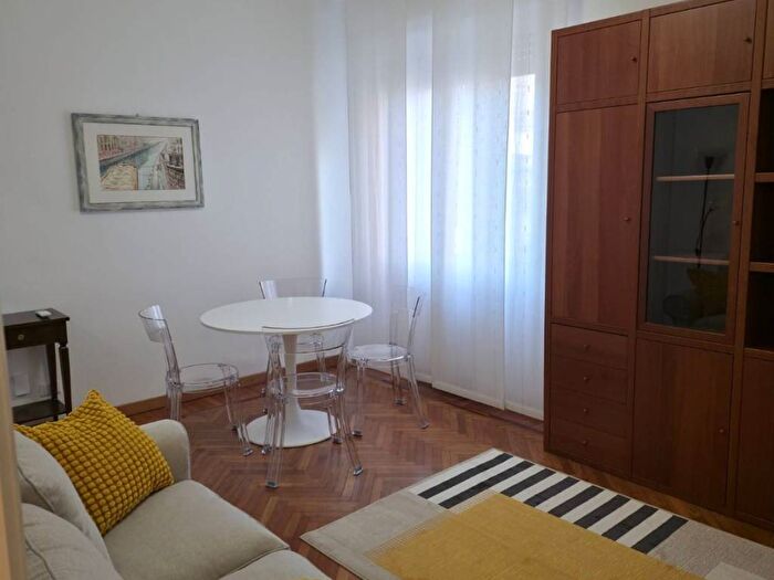 Appartamento bilocale in affitto in Via Negroli, Argonne Corsica, Milano