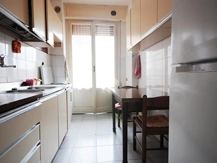 Appartamento quadrilocale in vendita in Via Zarini, Prato