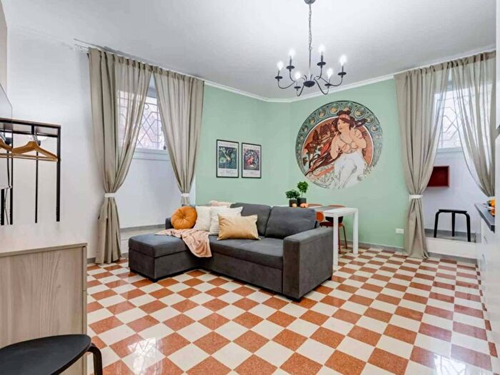 Appartamento trilocale in affitto in Via Taranto, Villa Fiorelli, Roma