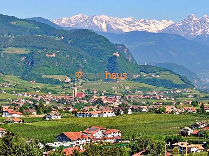 Appartamento quadrilocale in vendita in Appiano Sulla Strada Del Vino