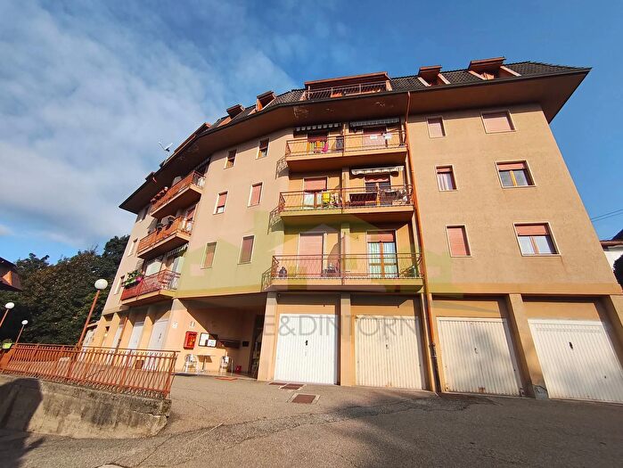 Appartamento trilocale in vendita in Don Paolo Gianoli, Cellio con Breia