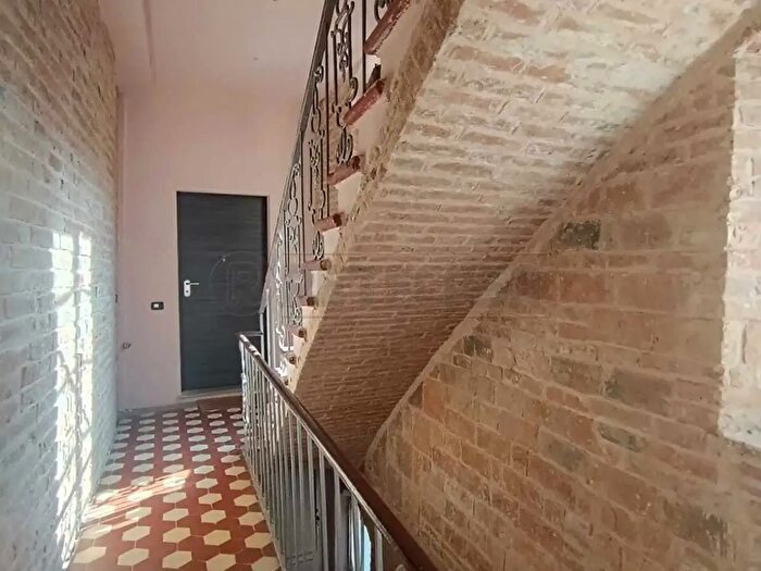 Appartamento trilocale in vendita in Via Geremia Bonomelli, Cremona