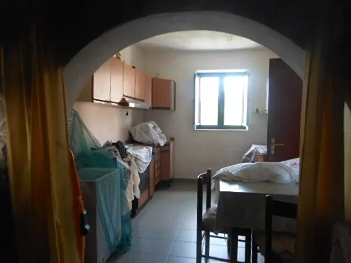 Casa con 5 locali in vendita in Pietravairano