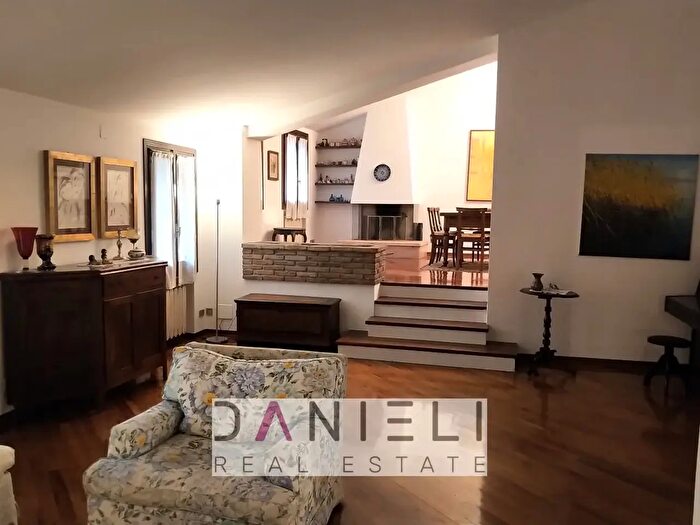 Appartamento quadrilocale in affitto in Via Madonetta, Montecchio Maggiore