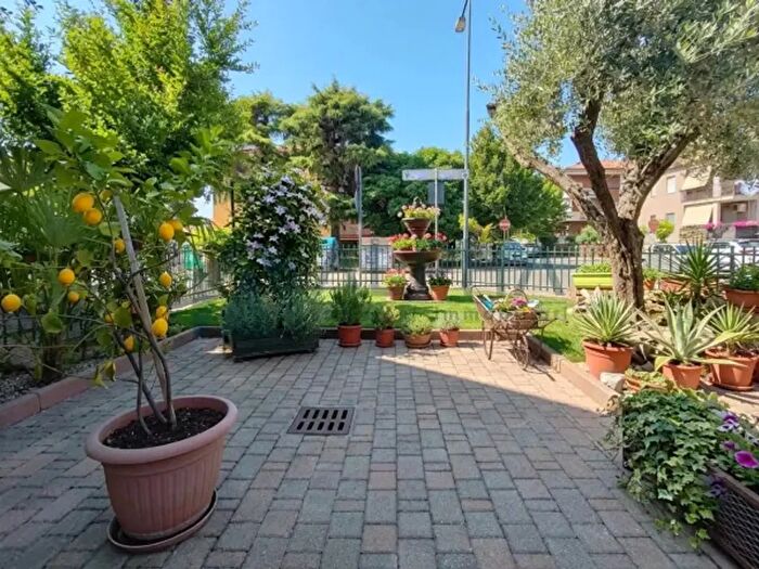 Appartamento trilocale in vendita in Strada Provinciale di Gambettola, Gambettola