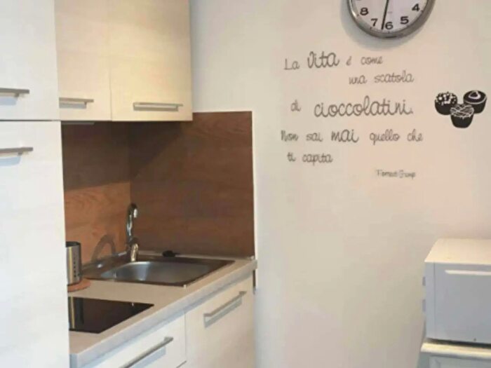 Appartamento monolocale in affitto in Via Carlo Montanari, Milano