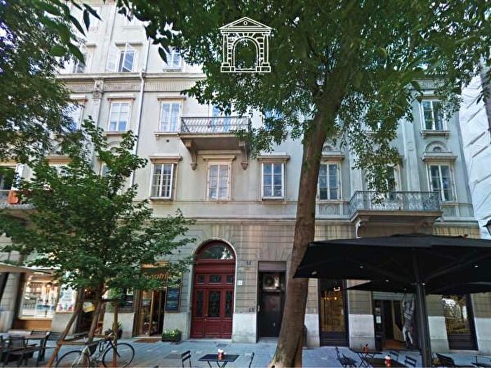 Appartamento con 5 locali in vendita in Viale Settembre, Trieste