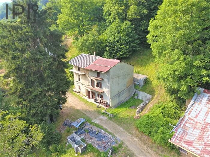 Casa con 5 locali in vendita in Ormea