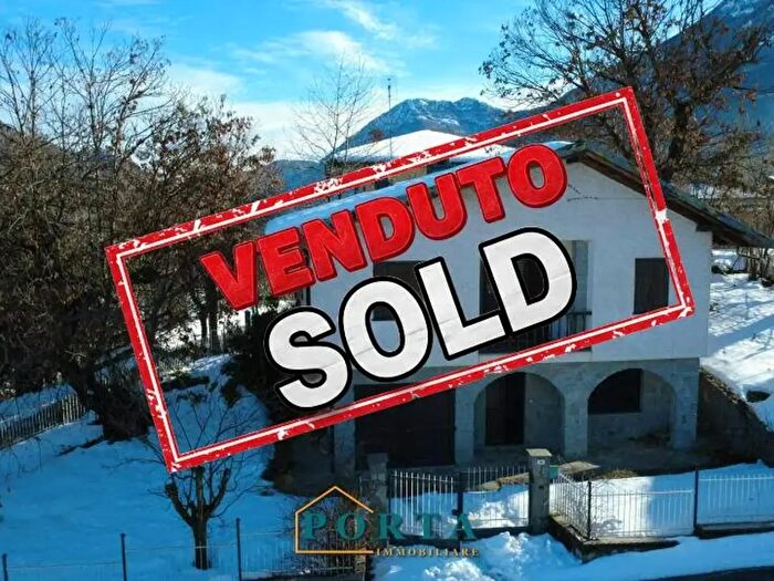 Casa con 5 locali in vendita in Via Cialancia Festiona, Demonte