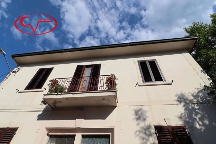 Casa con 5 locali in vendita in Via Pacinotti, Montevarchi