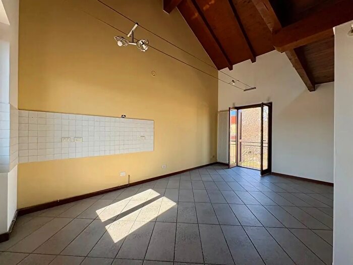 Appartamento monolocale in affitto in Via Libertà, Concorezzo