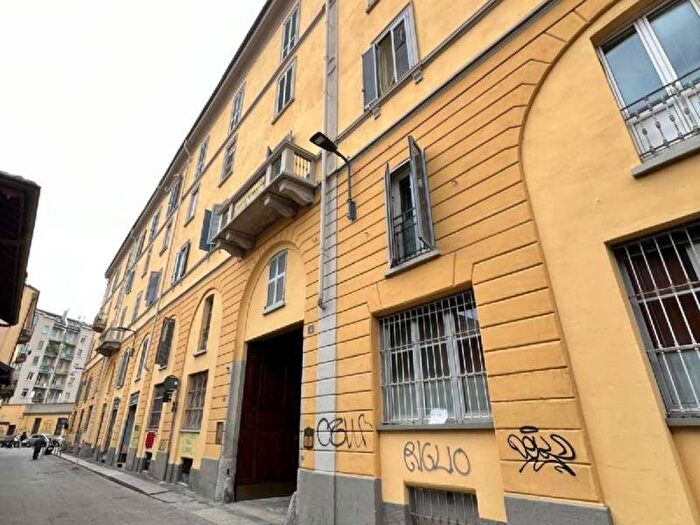 Appartamento monolocale in affitto in via MORTARA, Navigli Darsena, Milano