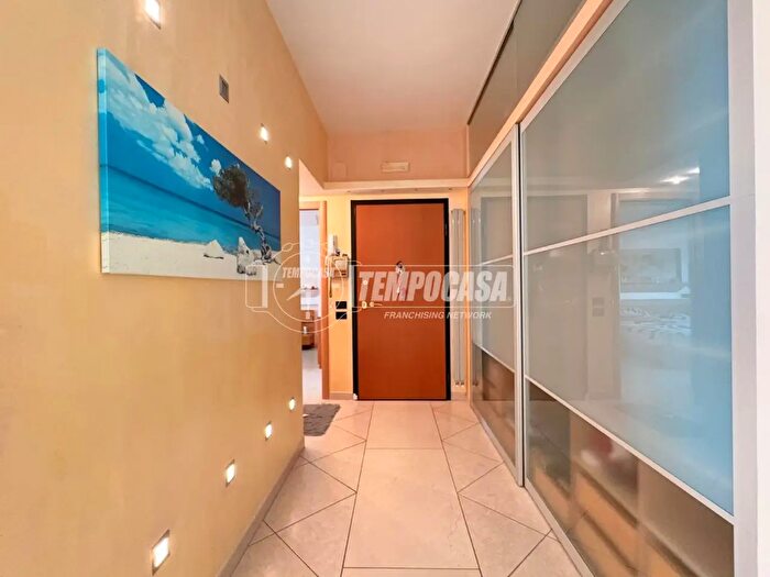 Appartamento trilocale in vendita in Via San Severo, Foggia