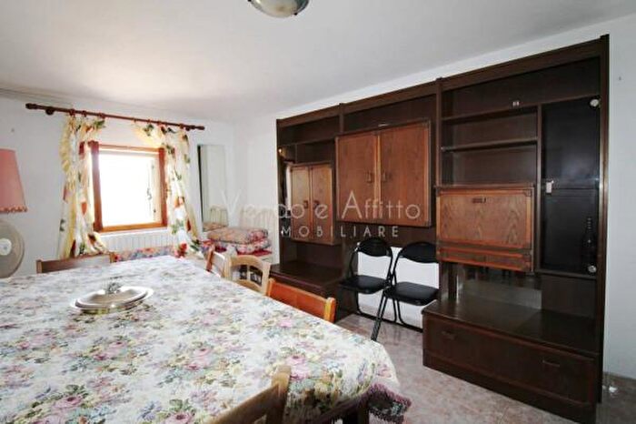 Casa trilocale in vendita in Via Roma, Fraine