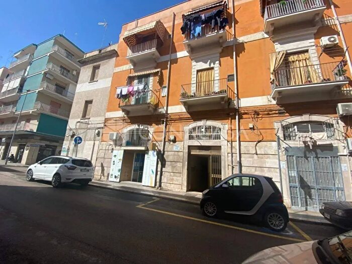 Appartamento bilocale in vendita in Via San Samuele, Barletta