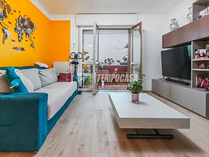 Appartamento trilocale in vendita in Via Fornace Mariani B, Bollate
