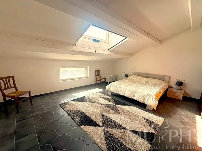 Casa quadrilocale in vendita in Via Regina Margherita, La Maddalena