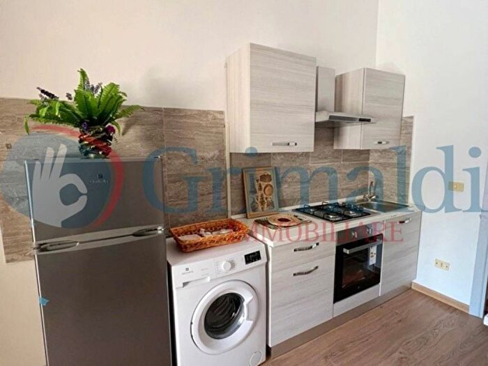 Appartamento trilocale in affitto in VIA RUCELLAI, Centro, Santa Marinella