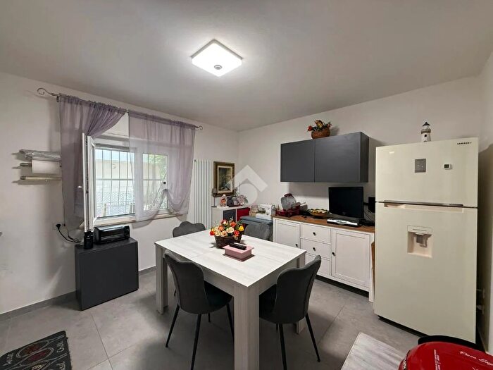 Appartamento trilocale in vendita in Viale Verbania, Riccione