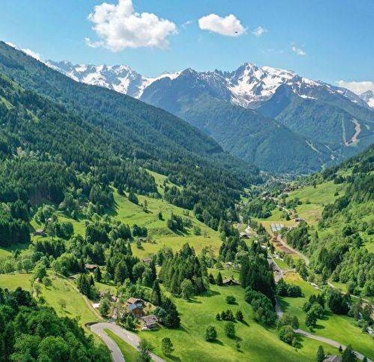 Appartamento trilocale in affitto in Via Arnaldo Berni, Pezzo, Ponte di Legno