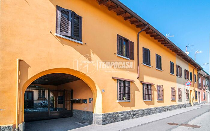 Appartamento trilocale in vendita in Via Gabrio Casati, Paderno Dugnano