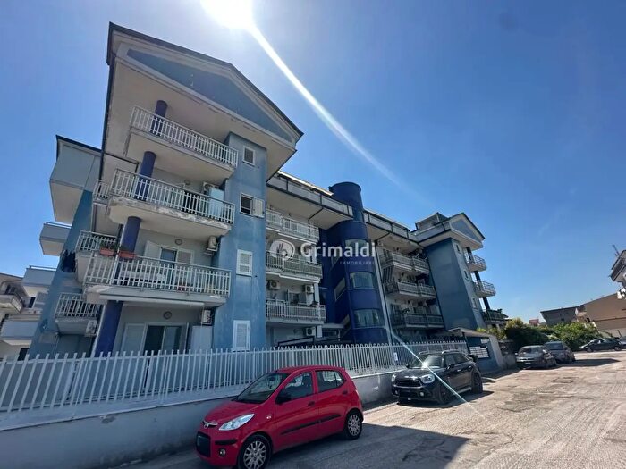 Appartamento trilocale in vendita in Via Brescia, Acerra
