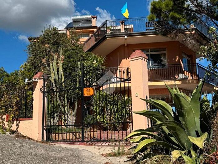 Appartamento con 5 locali in affitto in Via Poggio Ridente, Poggio Ridente, Palermo