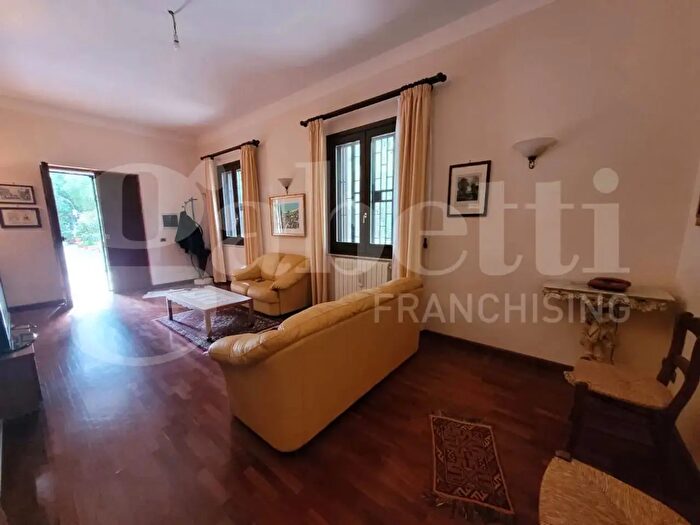Casa con 7 locali in vendita in Viale Scala Greca, Siracusa