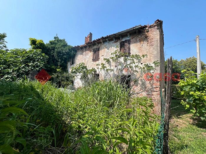Casa con 8 locali in vendita in Via Conche, Isola Rizza
