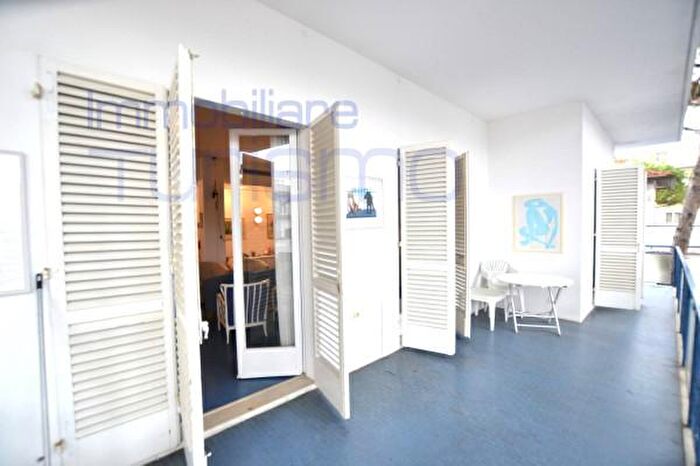 Casa con 6 locali in vendita in Riccione