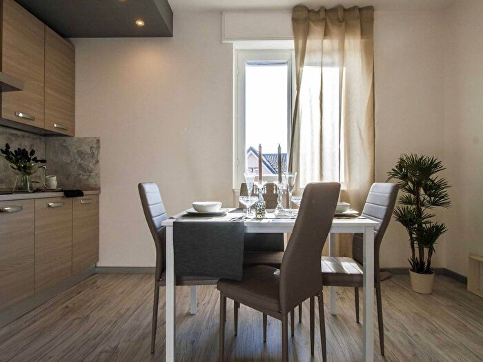 Appartamento trilocale in affitto in Via SantAntonio, Centro, Carbonate