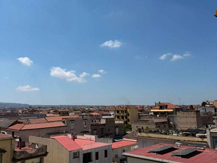Appartamento quadrilocale in affitto in Piazza Annunziata, Centro Storico, Giugliano in Campania