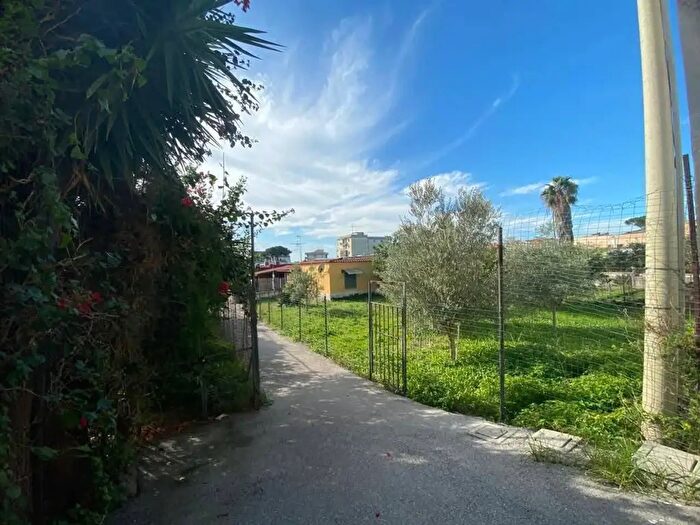 Casa trilocale in vendita in Torre Annunziata