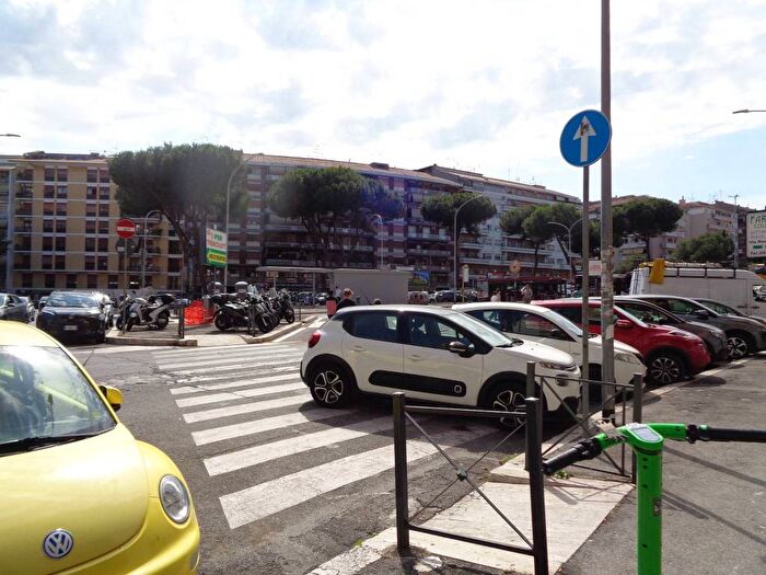 Appartamento in affitto in Via Colfelice, Colli Albani, Roma