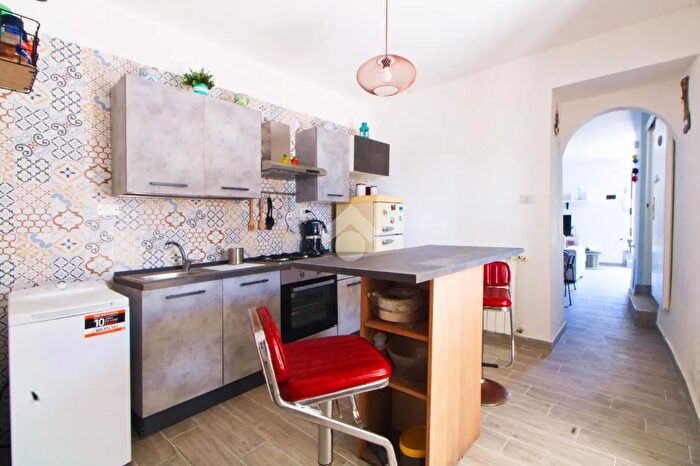 Appartamento trilocale in vendita in Via SantAntonio, Ascea