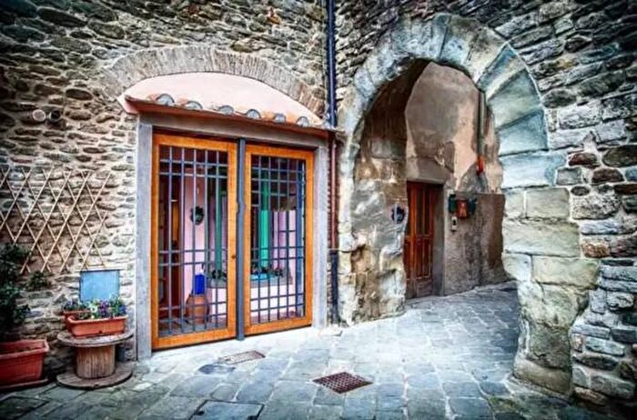 Appartamento bilocale in vendita in Via Settemb, Bibbiena