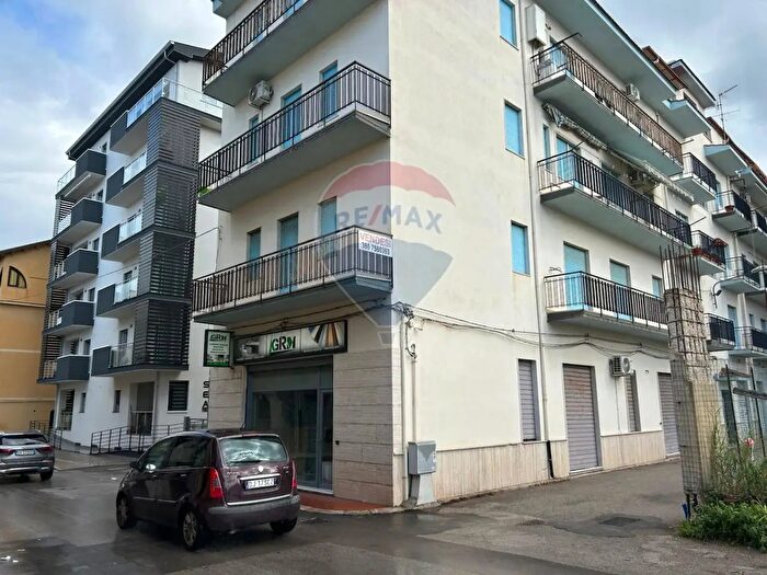 Appartamento quadrilocale in vendita in Via Enrico Cosenza, SantAgata Di Militello