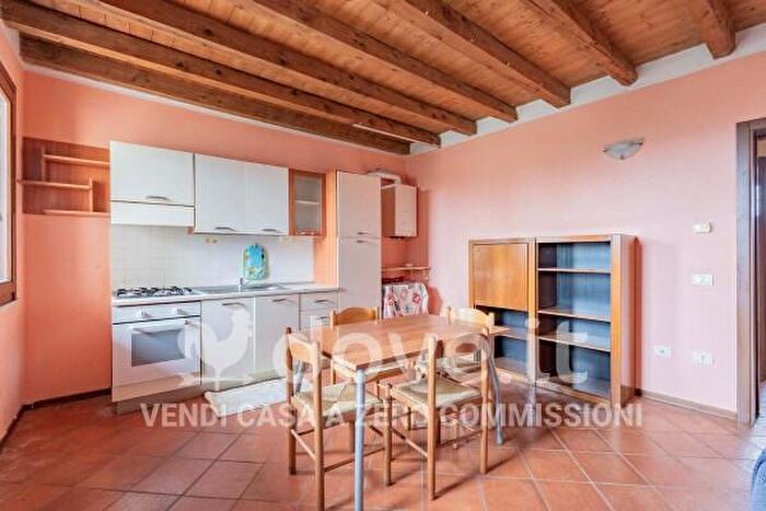 Appartamento bilocale in vendita in Strada Fitgeralda, Castel Goffredo