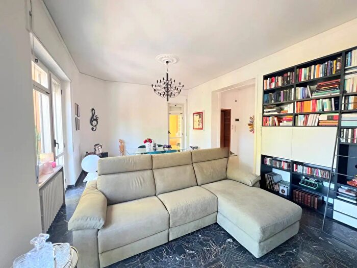 Appartamento quadrilocale in vendita in Via del Santuario, Pescara