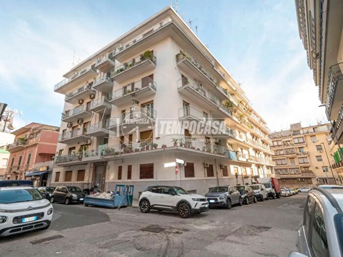 Appartamento quadrilocale in vendita in Via Colapesce, Messina