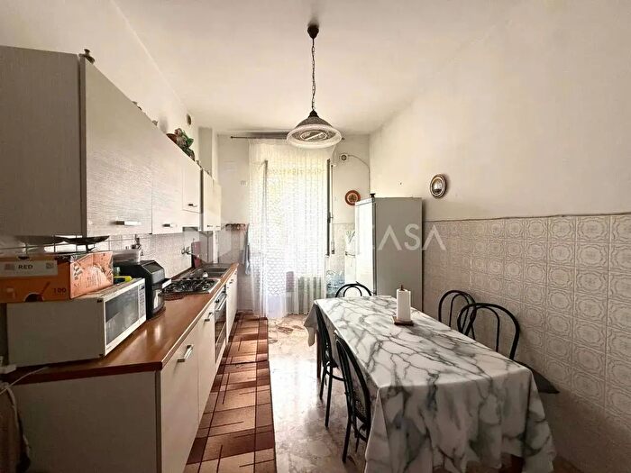 Appartamento con 6 locali in vendita in Viale Aldo Moro, Torremaggiore
