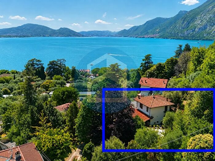 Casa con 7 locali in vendita in Iseo Via Montecolo, Iseo