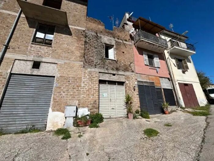 Appartamento trilocale in vendita in Via Silvio Pellico, Vasanello