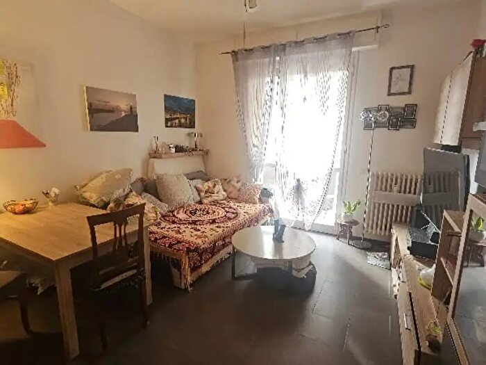 Appartamento bilocale in affitto in Via Zambrini, Firenze