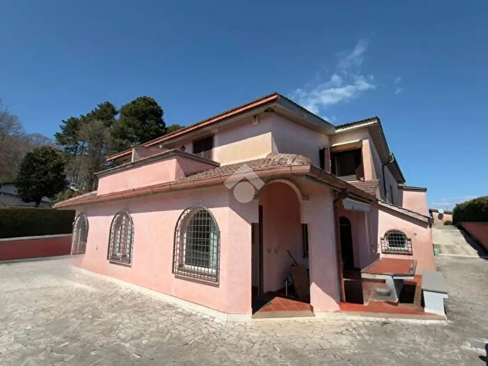 Casa con 5 locali in vendita in Via dei Principi, Rocca Priora