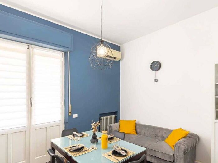 Appartamento con 5 locali in affitto in Via Goffredo Mameli, Stampace, Cagliari