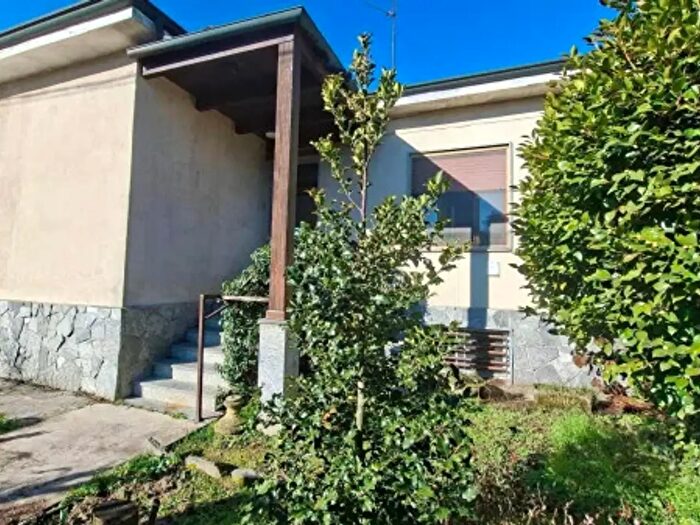 Casa quadrilocale in vendita in Via Lombardia, Garlasco