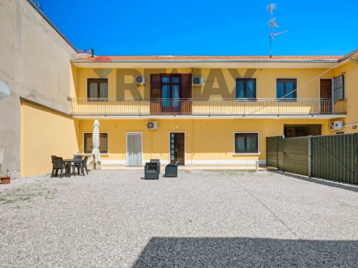 Casa con 5 locali in vendita in San Rocco, Vanzaghello