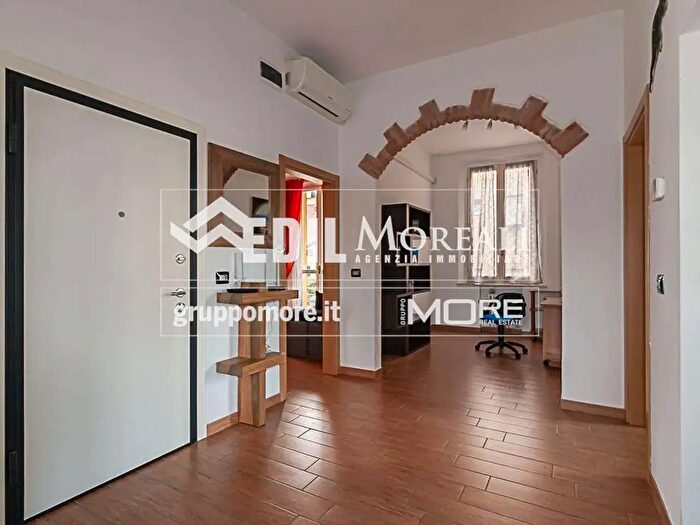 Appartamento con 5 locali in affitto in Modena